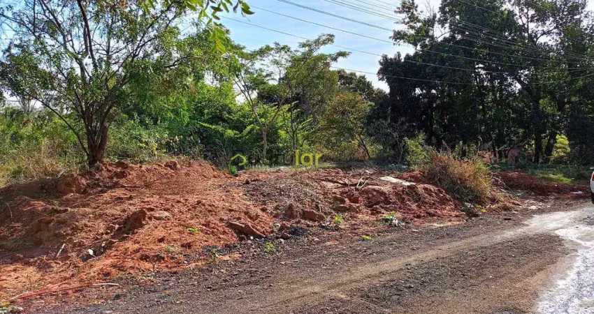 Terreno à venda na Rua Adolpho Serson, Chácaras Cornélia, Bauru