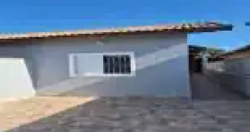 Casa à venda no Savoy, Itanhaém 