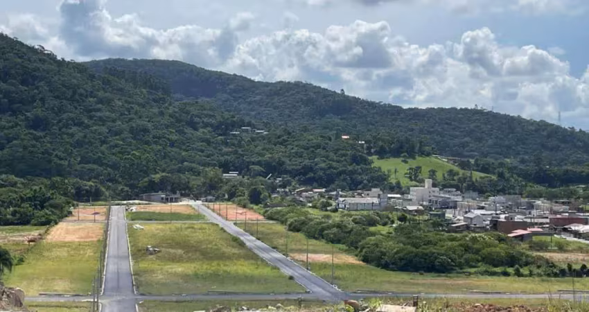 Terreno à venda, 300 m² por R$ 350.000,00 - Bairro Rio Pequeno - Camboriú/SC