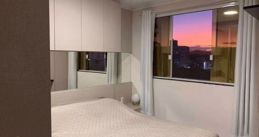 Lindo apartamento de 1 suíte mais 1 dormitório, sacada com churrasqueira à carvão
