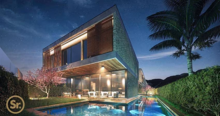 Casa com 4 dormitórios à venda, 298 m² por R$ 6.780.000,00 - Praia do Estaleiro - Balneário Camboriú/SC