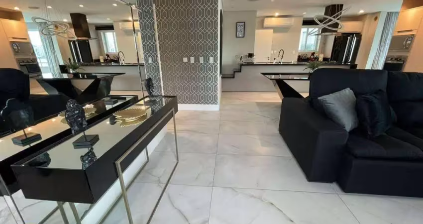 Apartamento com 3 quartos para alugar na Avenida Atlântica, Frente do Mar, Balneário Camboriú