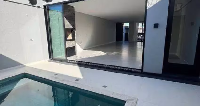 Sobrado 3 suítes com piscina e edícula, bairro são francisco de assis
