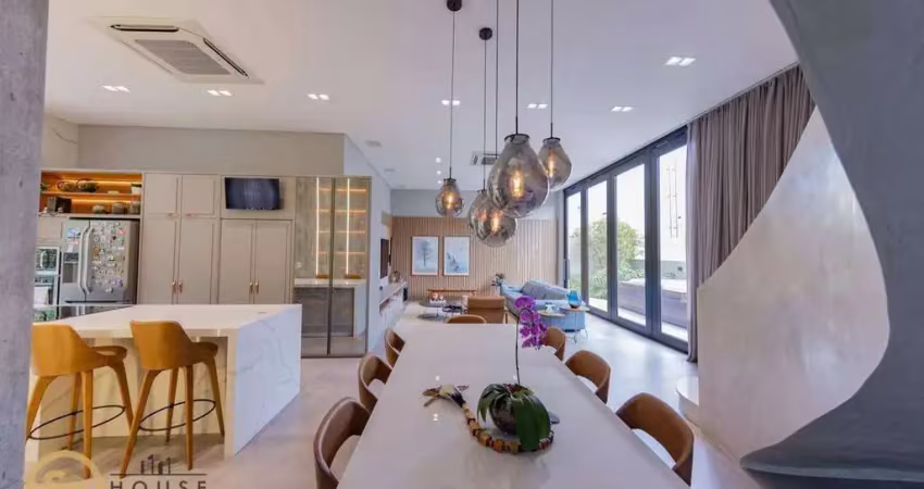 Magnífica casa em condomínio fechado com 4 suítes, 380m², balneáruio camboriú sc