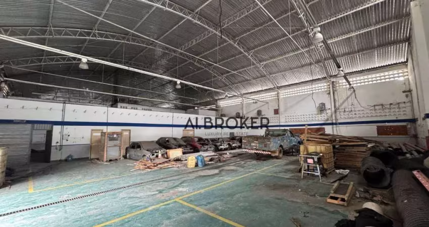Próximo ao aeroporto  e BR116 Galpão para alugar, 2200 m² por R$ 63.559/mês - Dias Macedo - Fortaleza/CE