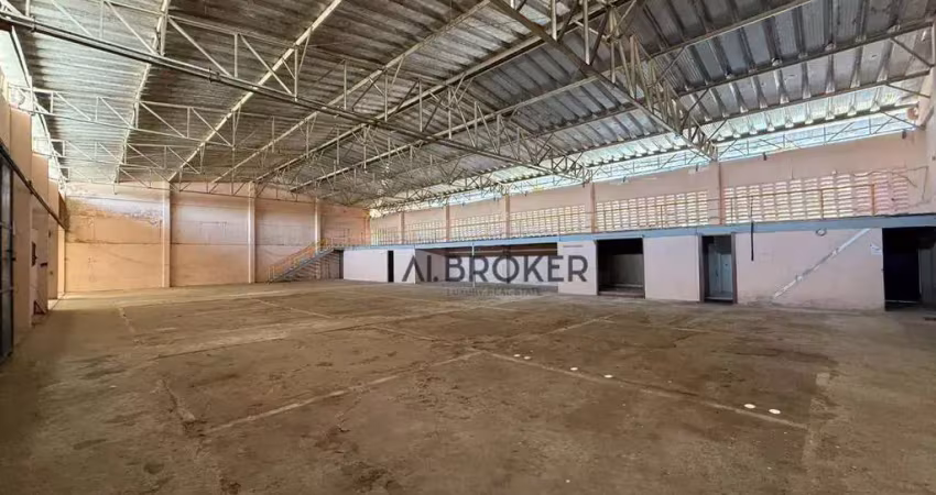 Galpão para alugar, 890 m² por r$ 13.500,00/mês - castelão - fortaleza/ce