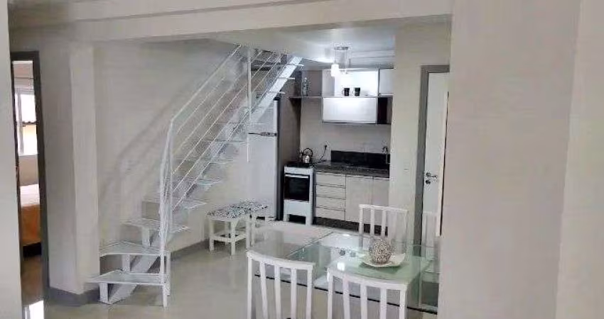 Cobertura à venda com 3 quartos 1 suíte, 140m² em Cachoeira do Bom Jesus Florianópolis