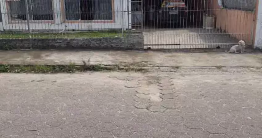 Casa à venda com 4 quartos 1 suíte, 180m² em Caminho Novo Palhoça