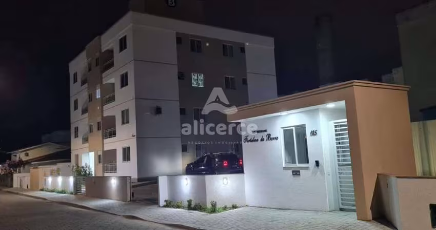 Apartamento à venda com 2 quartos , 53m² em Barra do Aririú Palhoça