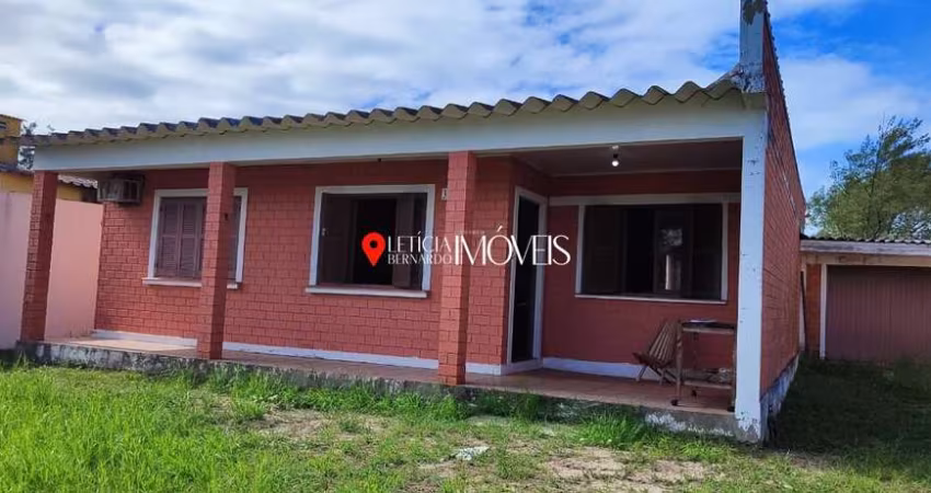 Casa à Venda em Balneário Pinhal! Uma oportunidade única em excelente localização!
