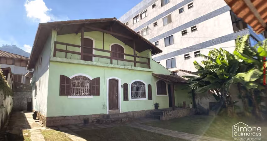 Casa Comercial para Venda em Teresópolis, Bairro de Fatima, 3 dormitórios, 1 suíte, 2 banheiros, 4 vagas