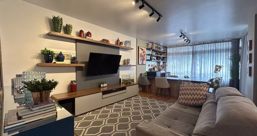Venda | Apartamento com 4 quartos (1 suíte) + 2 vagas