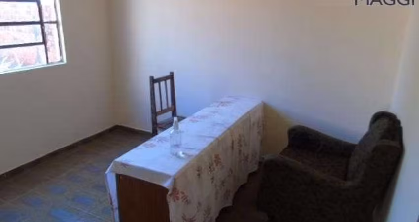 Vende-se Casa c/ 3 Dormitórios no Conjunto Anelo Maggi em Ibiporã