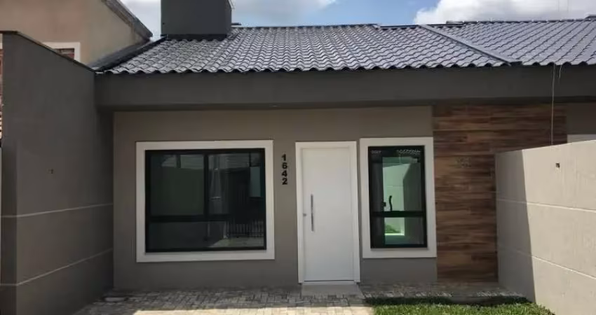 CASA NOVA COM TRÊS QUARTOS