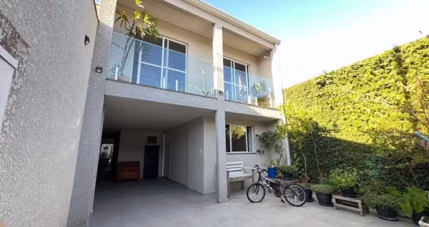 Casa com 4 quartos à venda na Rua Paulo Alves Pinto, 1933, Iguaçu, Araucária