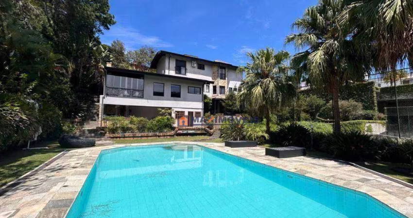 Casa com 3 dormitórios à venda, 539 m² por R$ 7.500.000,00 - Condomínio Flamboyant - Atibaia/SP