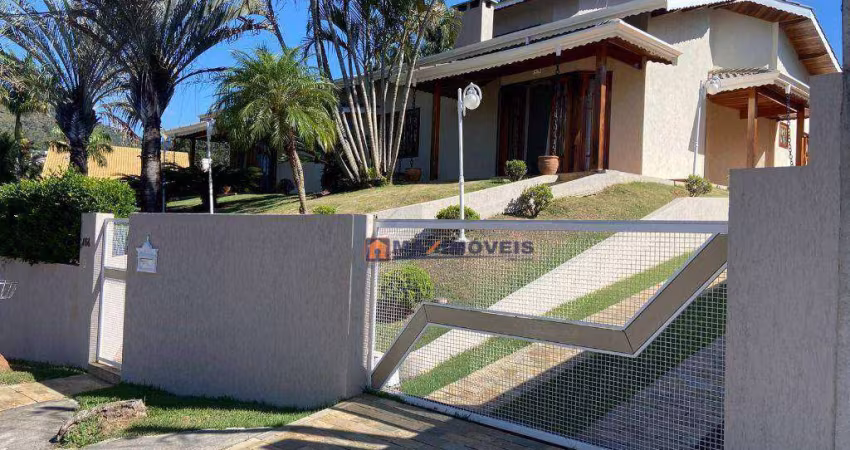 Casa com 3 dormitórios à venda, 490 m² por R$ 2.700.000,00 - Jardim Flamboyant - Atibaia/SP