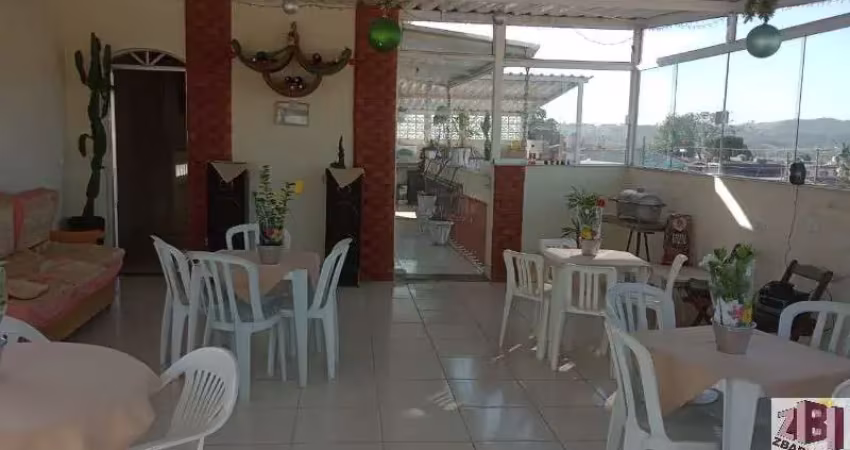 Imóvel imperdível em Suzano-SP: casa para venda ou locação no bairro Boa Vista com 3 quartos, 1 suíte, 3 salas, 3 banheiros, 2 vagas de garagem e 300m².