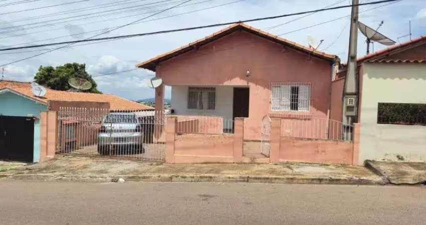 Imperdível: casa à venda em boituva-sp, vila aparecida. 3 quartos, 2 salas, 2 banheiros, 2 vagas de garagem. 120m². confira!