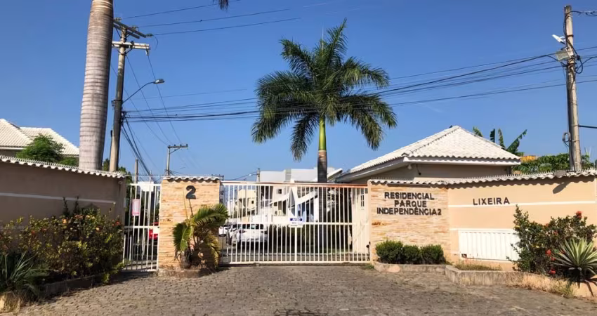 LINDA CASA EM CONDOMINIO