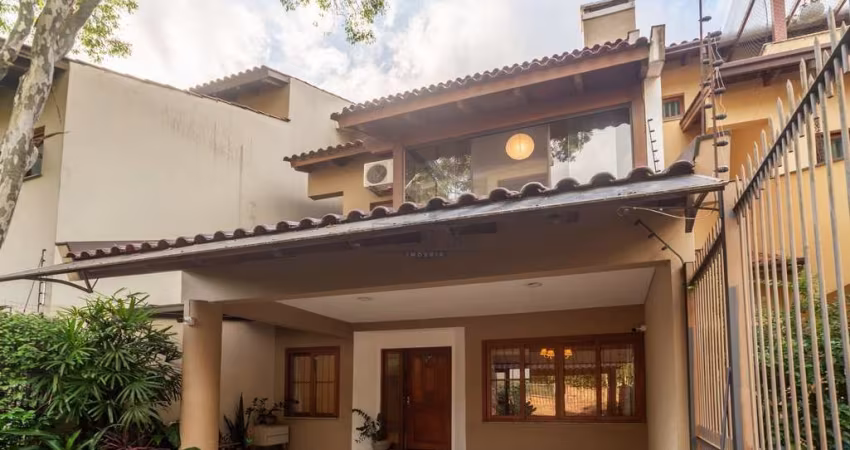 Casa com 3 quartos à venda na Rua Engenheiro Tito Marques Fernandes, 282, Ipanema, Porto Alegre