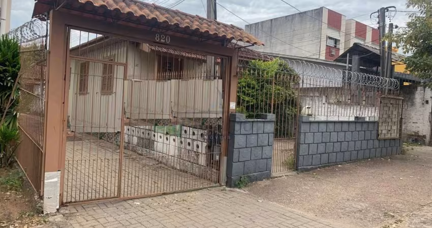 Terreno à venda na Rua Camaquã, 820, Camaquã, Porto Alegre