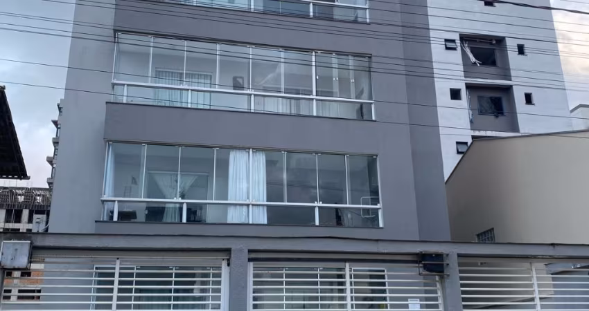 VENDE-SE APARTAMENTO MOBILIADO NO BAIRRO ITACOLOMI/ BALNEÁRIO PIÇARRAS- SC