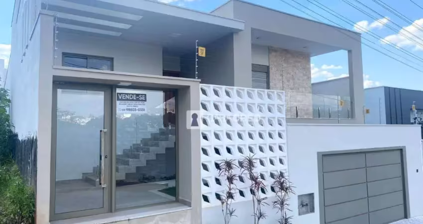 Casa com 4 dormitórios à venda, 260 m² por r$ 1.450.000,00 - alta villa - varginha/mg