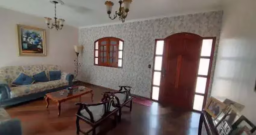 Casa com 3 dormitórios à venda, de 365 m² por r$ 820.000 - santana - varginha/mg
