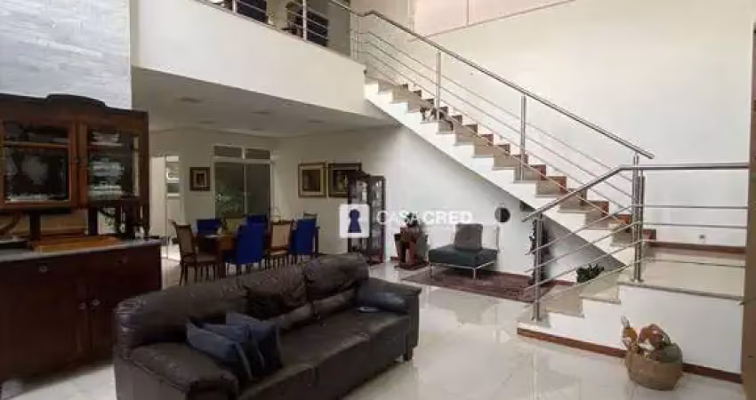 Casa com 3 dormitórios à venda, 300 m² por r$ 1.400.000,00 - centro - varginha/mg