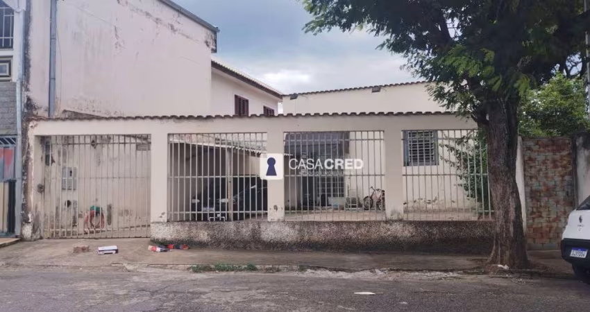 Ponto comercial com uma casa à venda - Mont Serrat - Varginha/MG