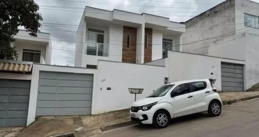 Casa com 2 quartos à venda na Rua das Rosas, Vila Verde, Betim