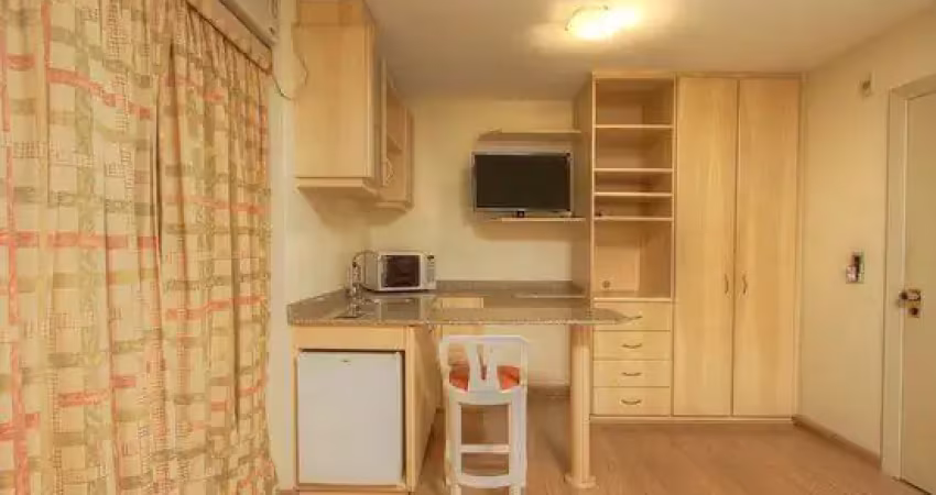 Flat á venda - mobiliado - localização previlegiada - centro - curitiba - pr