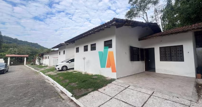 Casa com 2 dormitórios à venda, 58 m² por R$ 315.000 - Cidade Jardim - Caraguatatuba/SP