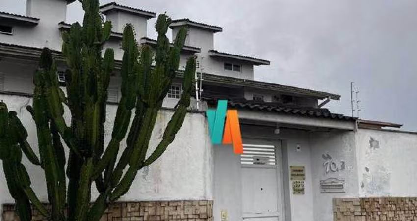 Sobrado com 3 dormitórios à venda, 141 m² por R$ 585.000,00 - Jardim Britânia - Caraguatatuba/SP