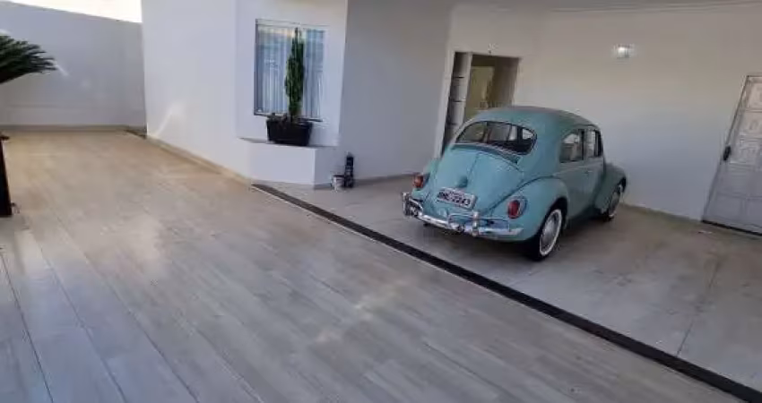 Casa com 4 quartos à venda na Rua Pioneiro João Barthman, 95, Parque Residencial Mário Sabino, Penápolis