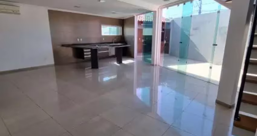 Casa com 3 quartos à venda na Rua da Figueira, 141, Parque Residencial Village, Penápolis