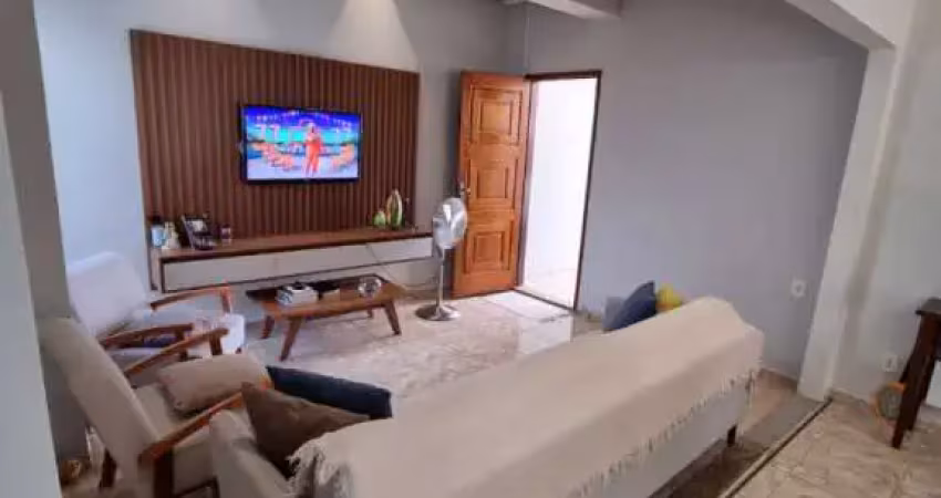 Casa com 2 quartos à venda na Rua Irmãos Anelli, Parque Residencial Miguel Barbeiro, Penápolis