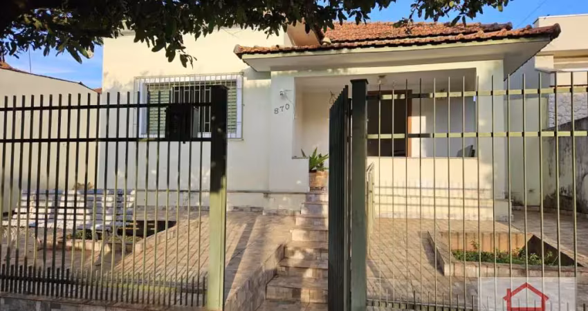 Casa com 2 quartos à venda na Avenida Doutor Antônio Define, Centro, Penápolis