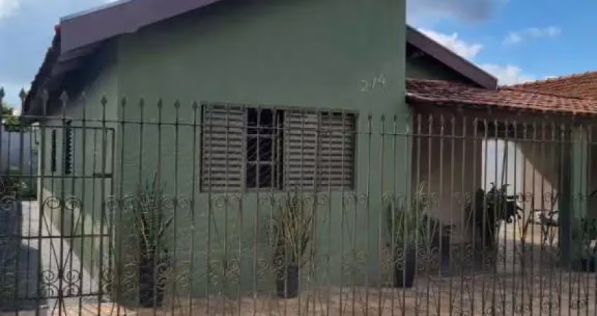 Casa com 3 quartos à venda na Rua Sergipe, Vila Fátima, Penápolis