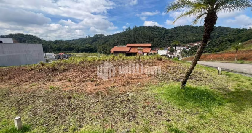 Terreno à venda no Bateas, Brusque 