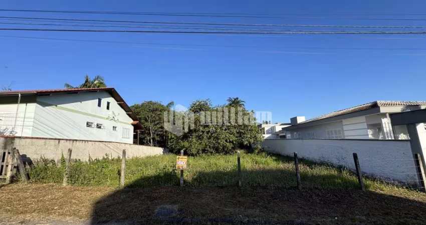 Terreno à venda no Jardim Maluche, Brusque 