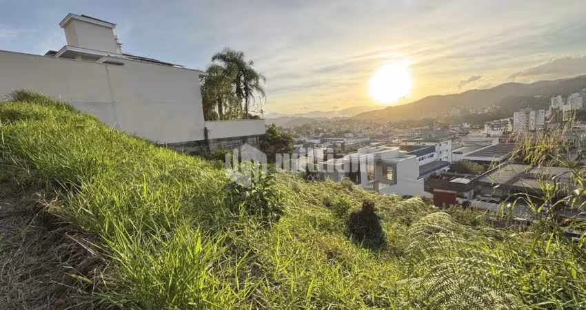 Terreno à venda no Primeiro de Maio, Brusque 