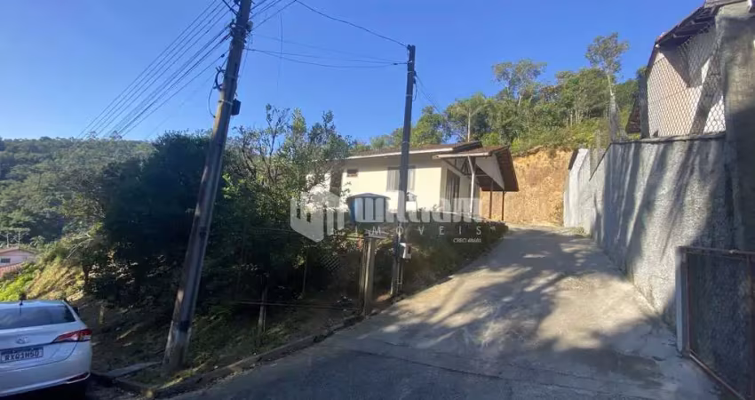 Casa com 3 quartos à venda no Ponta Russa, Brusque 