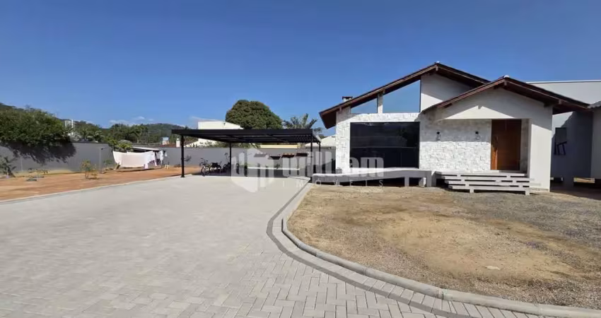 Casa com 3 quartos à venda no São Pedro, Guabiruba 