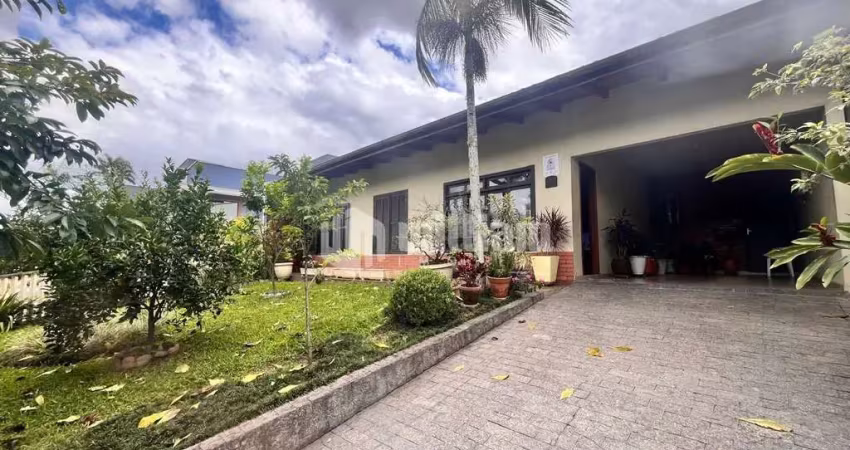 Casa com 3 quartos à venda no Jardim Maluche, Brusque 