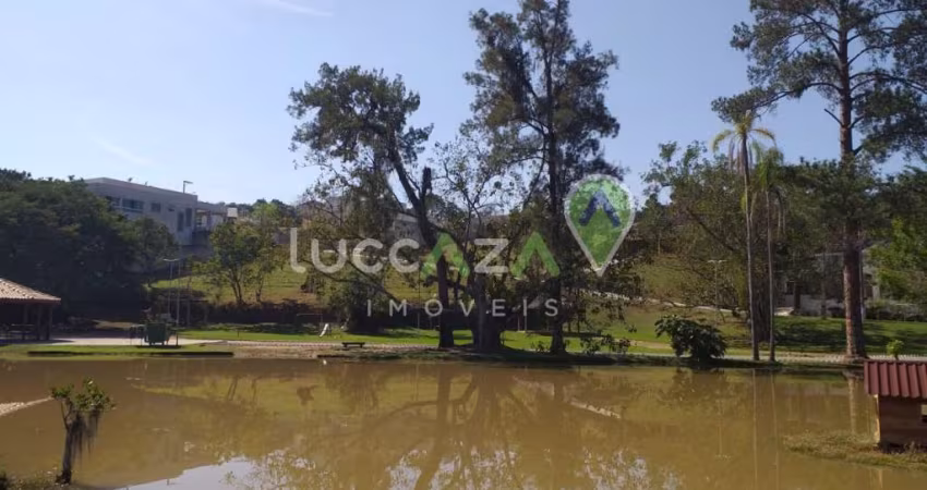 Terreno em Condomínio à Venda em Jacareí-SP, Bairro Bandeira Branca  2.728,02 m² de Área
