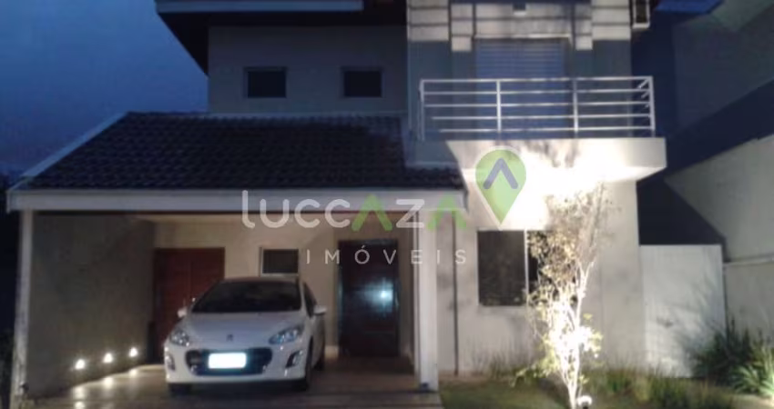 Venda de Casa em Condomínio de Luxo em Jacareí-SP - 3 quartos, 3 suítes, 2 salas, 4 banheiros, 4 vagas de garagem - 220m² no Jardim Crystal Park.