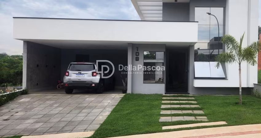 Casa com 3 dormitórios à venda, 192 m² por R$ 1.890.000,00 - Residencial London Park - Indaiatuba/S