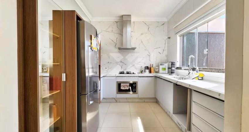 Casa com 3 Quartos, 1 Suíte, 119m² de Área Privativa, À Venda no Terra Bonita